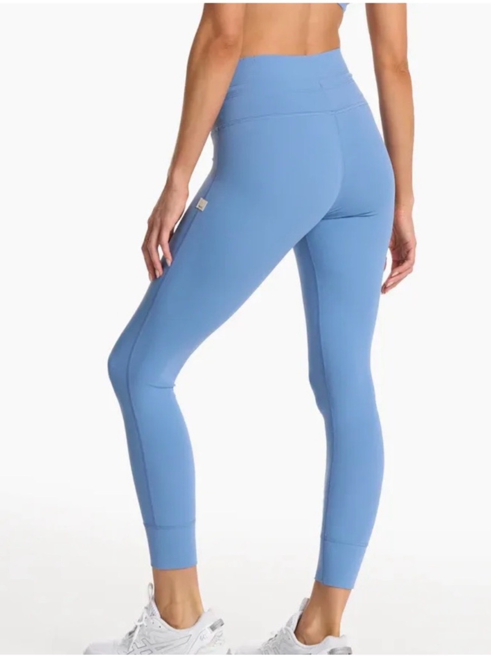 Vuori Daily High-Rise Blue Performance Leggings in French Blue size large